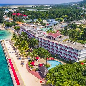 Royal Decameron Montego Beach Resort - ALL INCLUSIVE